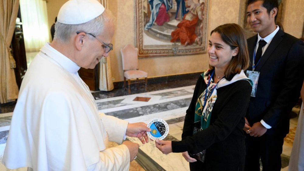 Papa fala com padres de Roma: sejam bons exemplos